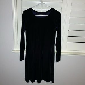 Moda international blue velvet dress